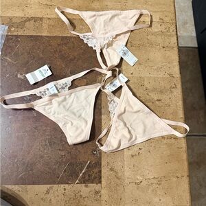 NWT 3 Piece Bundle Aerie Lace Trim Thong Set in Nude

LOT BIN 4